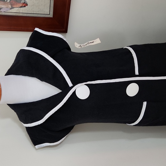 Keylonn Art Deco Terrycloth bathrobe/swim cover up - Picture 2 of 7